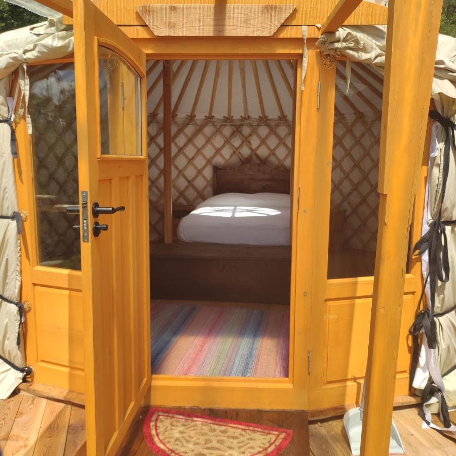 Hotel Glamping La Cascina D'Orleans Saint-Pierre Exterior foto